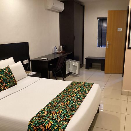 Adis Hotels Prime Ibadan Esterno foto