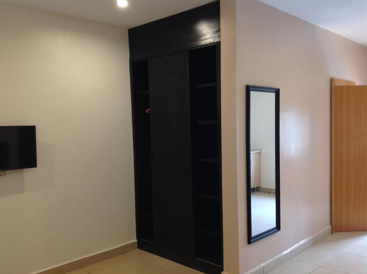Adis Hotels Prime Ibadan Esterno foto