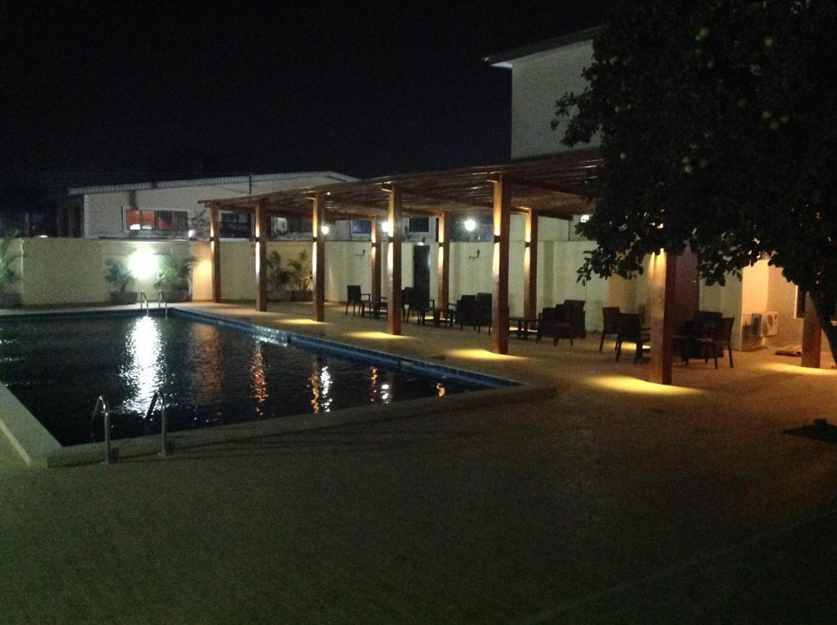 Adis Hotels Prime Ibadan Esterno foto