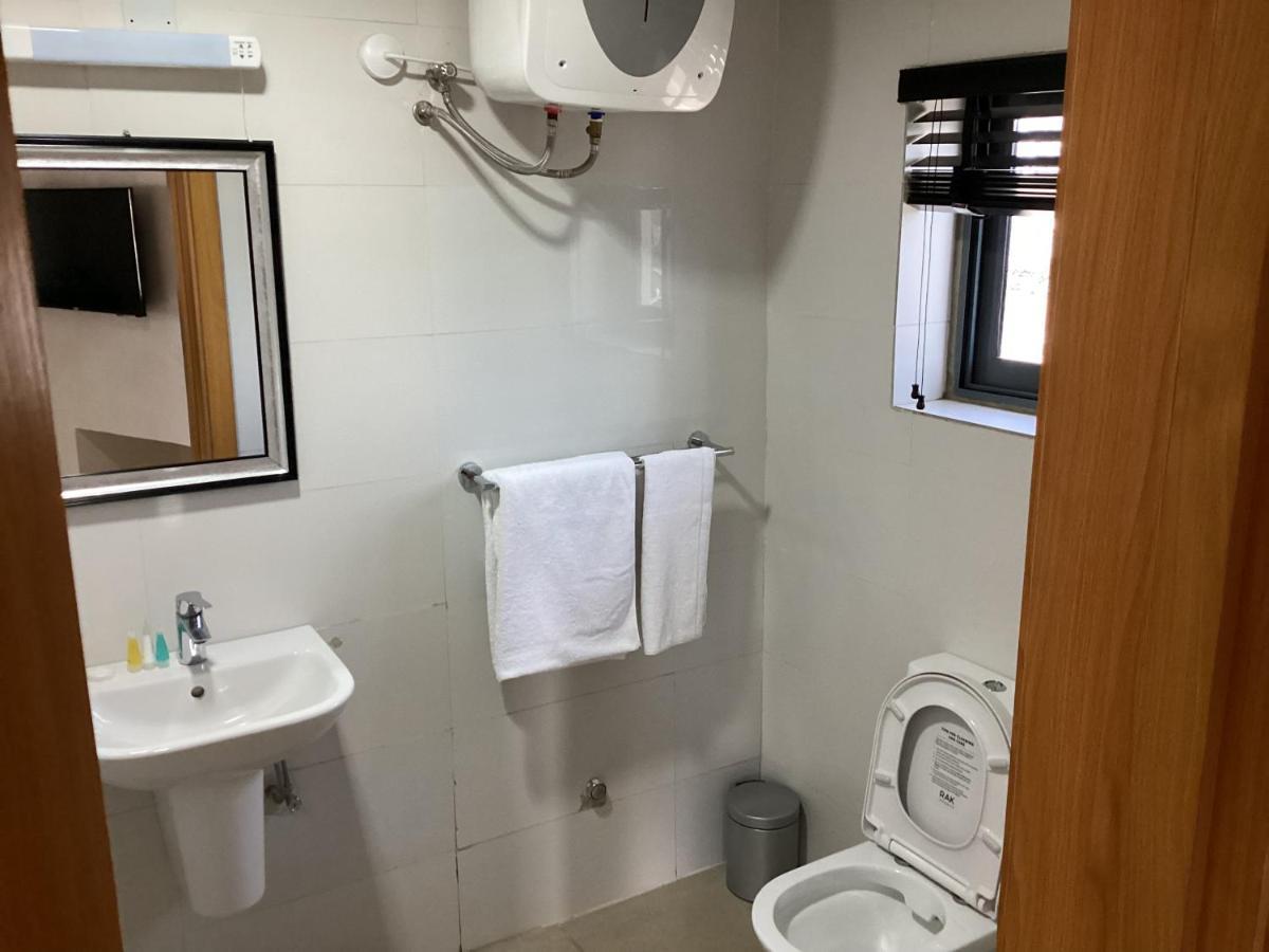 Adis Hotels Prime Ibadan Esterno foto