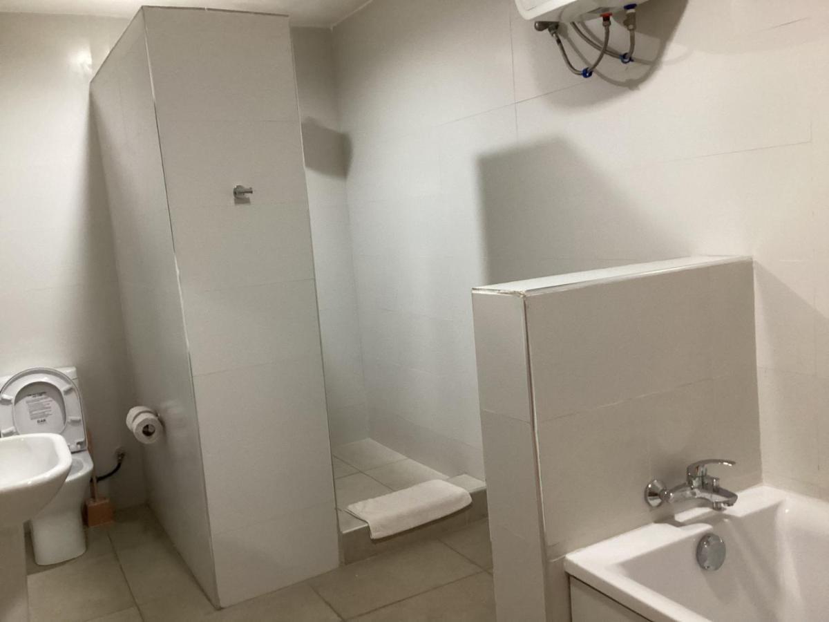 Adis Hotels Prime Ibadan Esterno foto