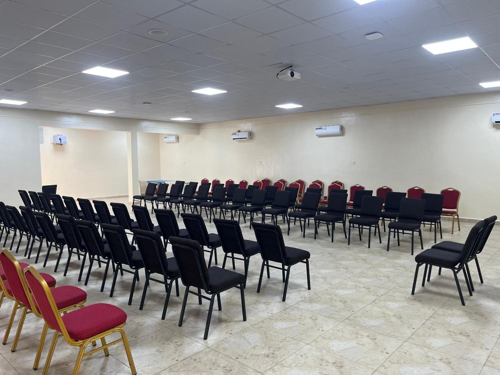 Adis Hotels Prime Ibadan Esterno foto