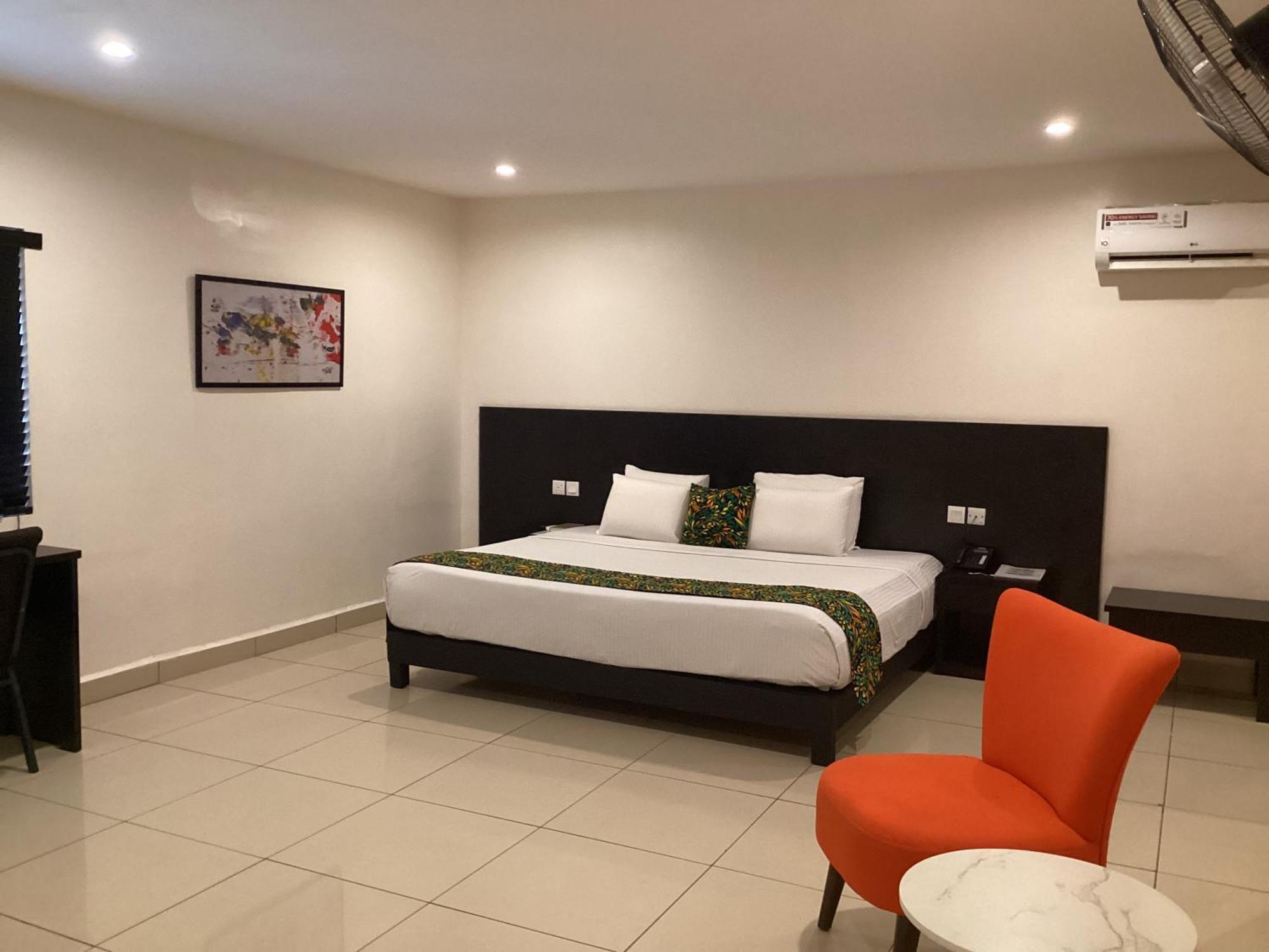 Adis Hotels Prime Ibadan Esterno foto
