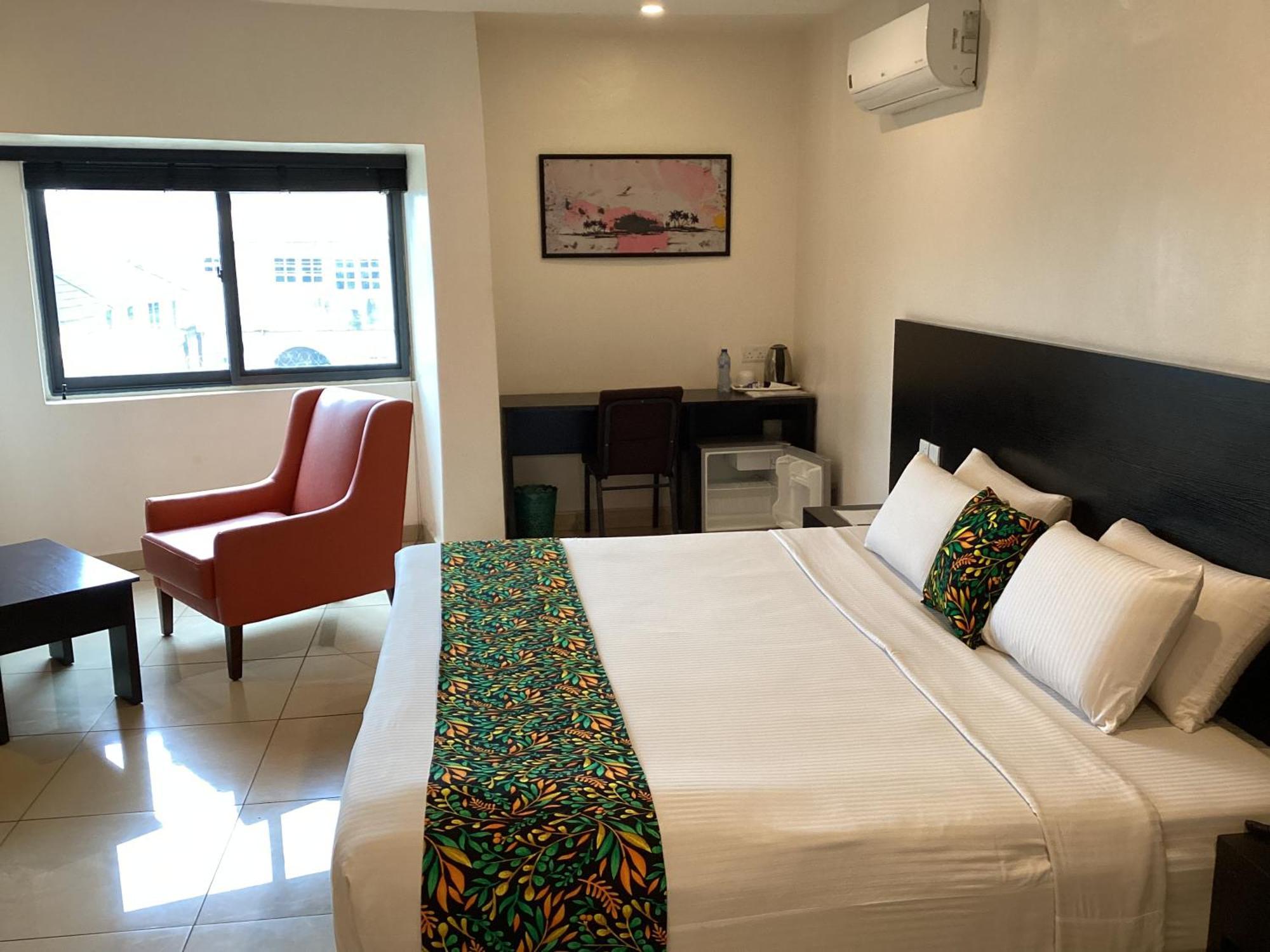 Adis Hotels Prime Ibadan Esterno foto
