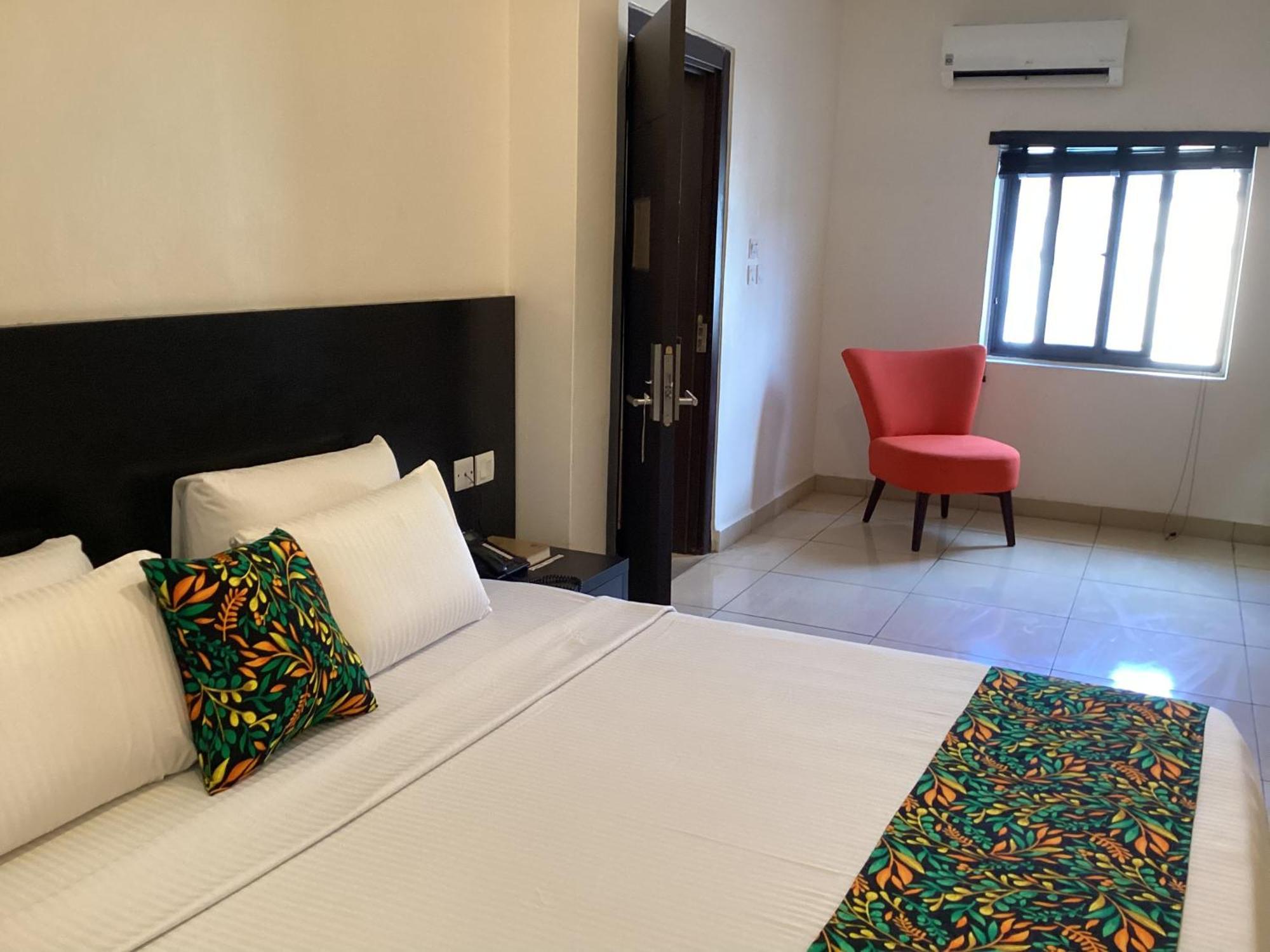 Adis Hotels Prime Ibadan Esterno foto