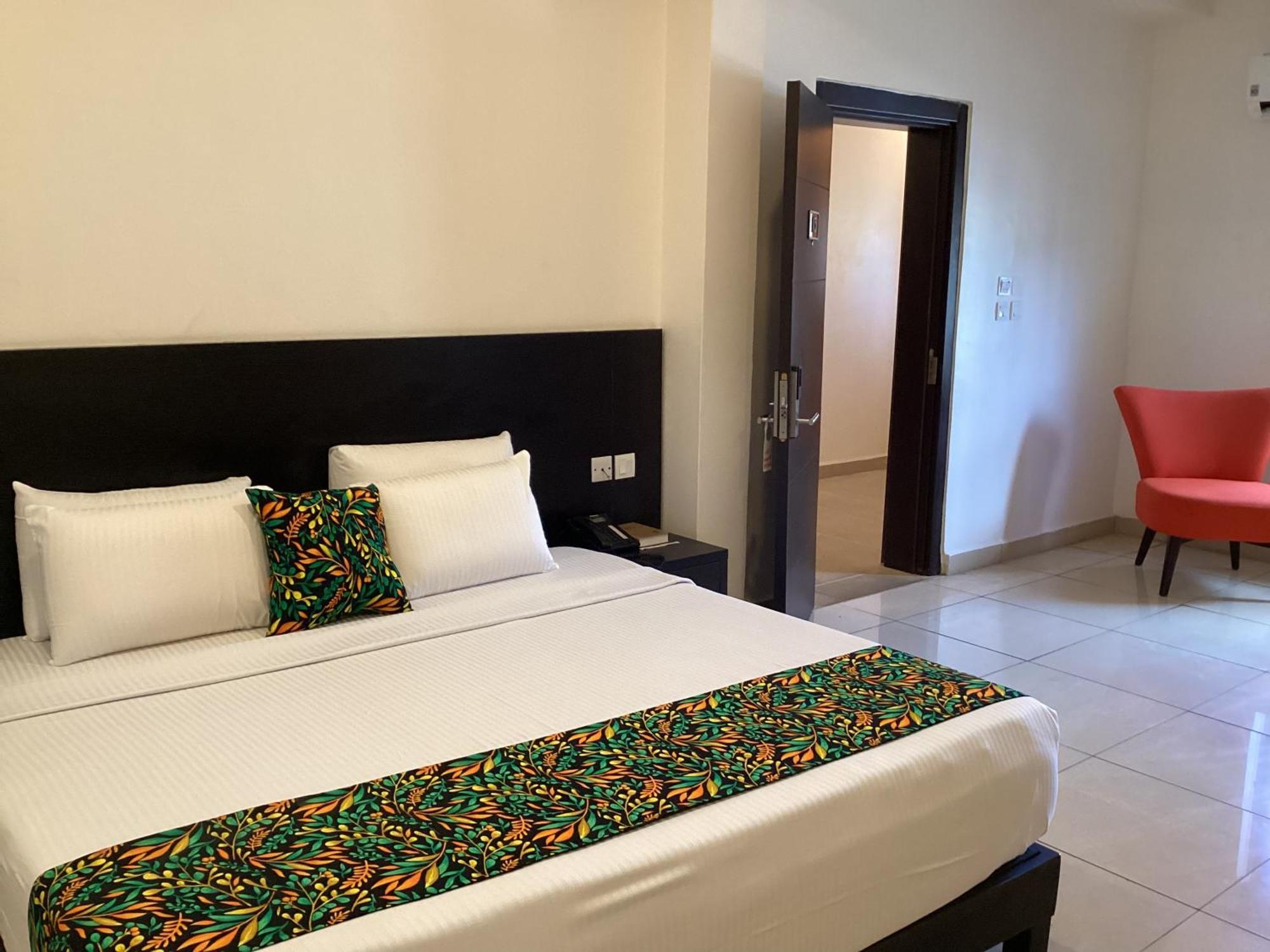 Adis Hotels Prime Ibadan Esterno foto